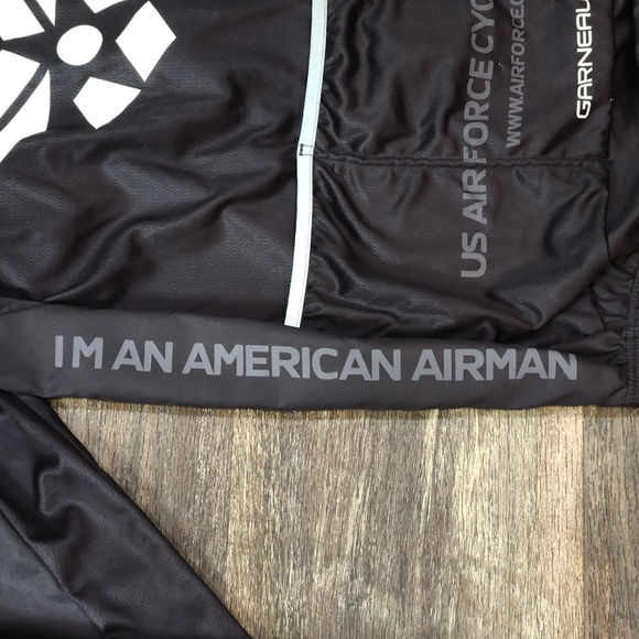 GARNEAU UNITED STATES AIR FORCE CYCLING TEAM JACKET SIZE LARGE - Picture 9 of 10